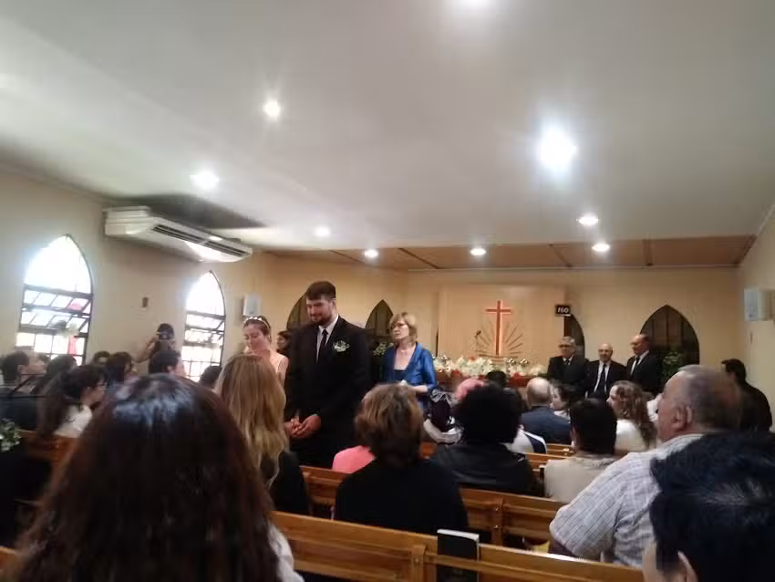 Abasto, Iglesia Nueva Apostolica