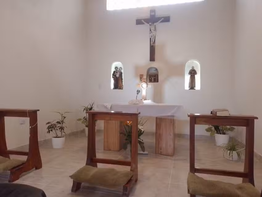 Capilla Adoraci&oacute;n San P&iacute;o de Pietrelcina