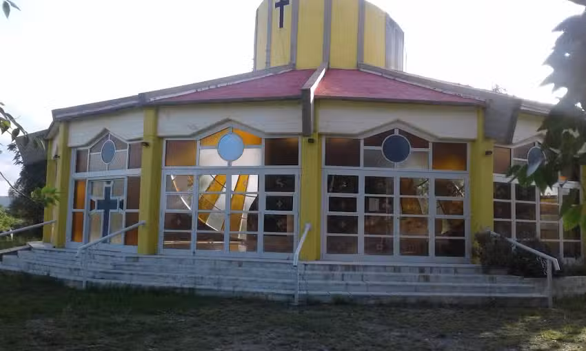 Capilla Cristo Del Milagro Y Mar&iacute;a Reina De La Paz