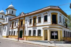 Capilla de Adoraci&oacute;n Perpetua Chascom&uacute;s