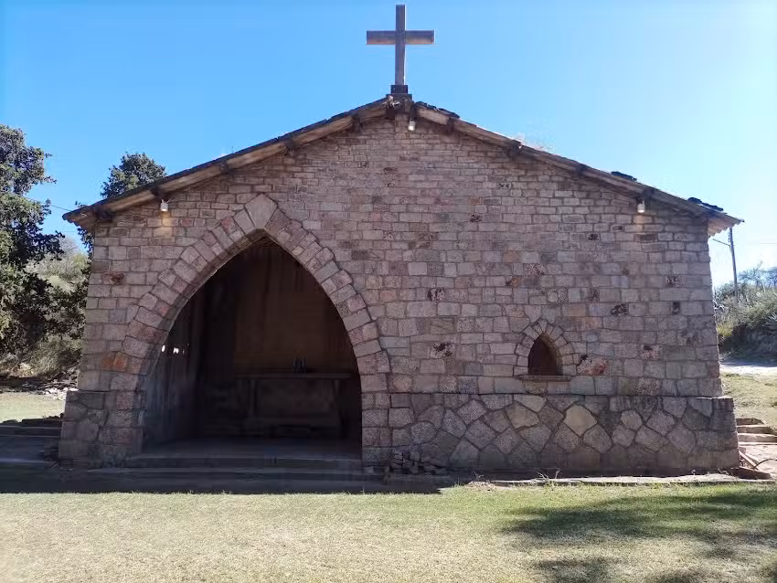 &ldquo;Capilla de Campamento viejo&rdquo;