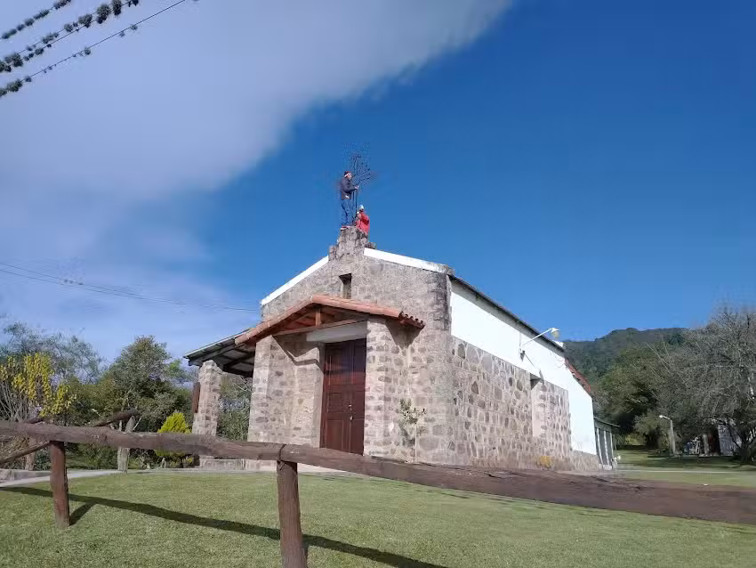 Capilla del Milagro. Los Pa&ntilde;os