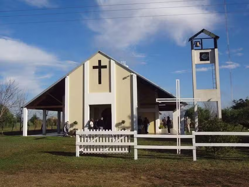 Capilla Maria Auxiliadora BAYLINA