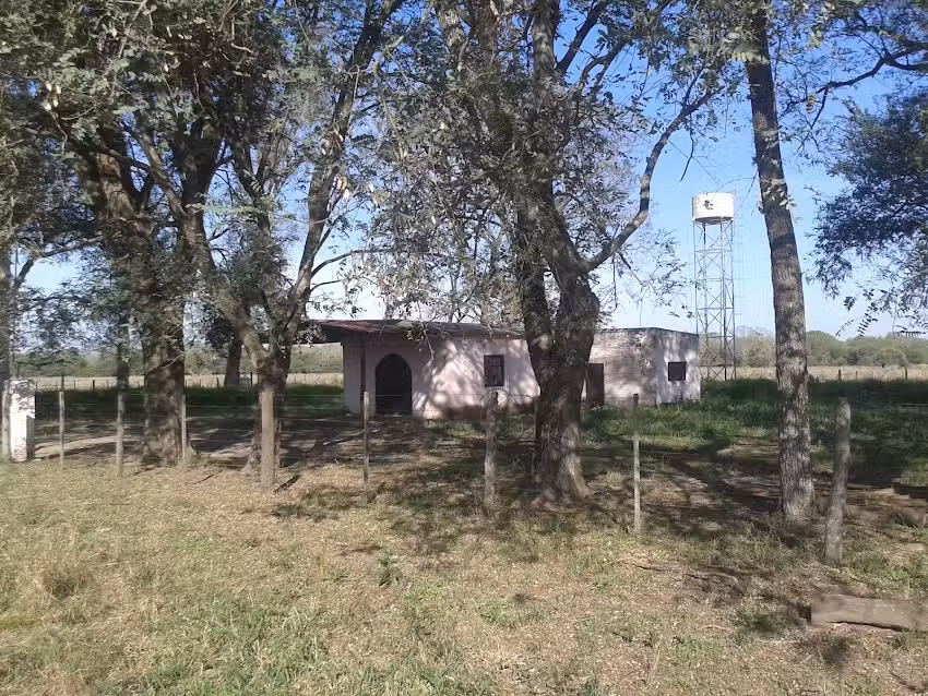 Capilla Mar&iacute;a Auxiliadora &ndash; Cuatro &Aacute;rboles