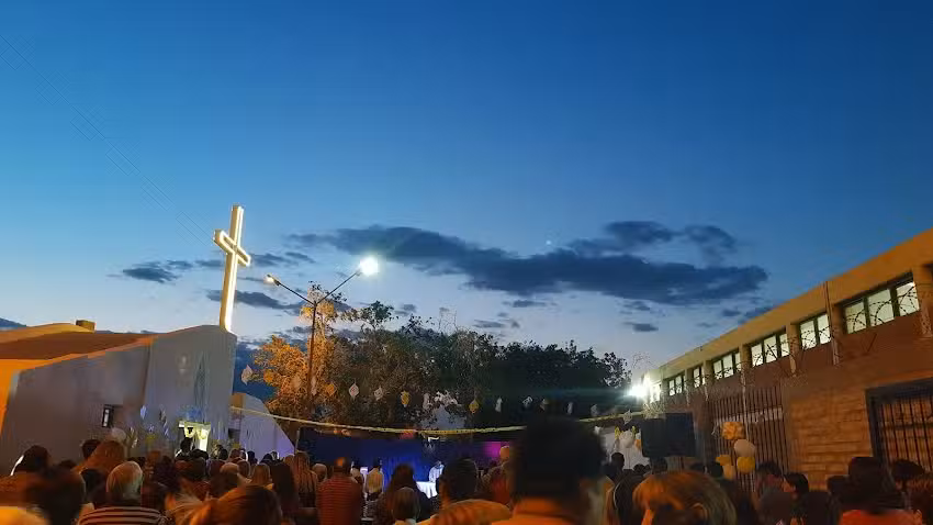 Capilla Medalla Milagros