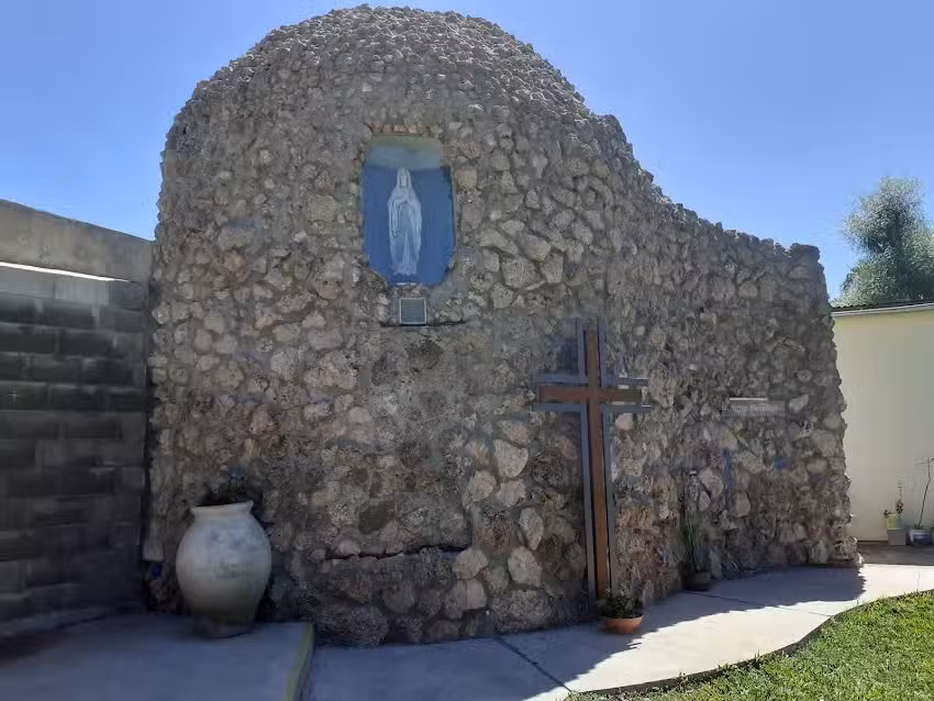 Capilla Nuestra Se&ntilde;ora de Lourdes