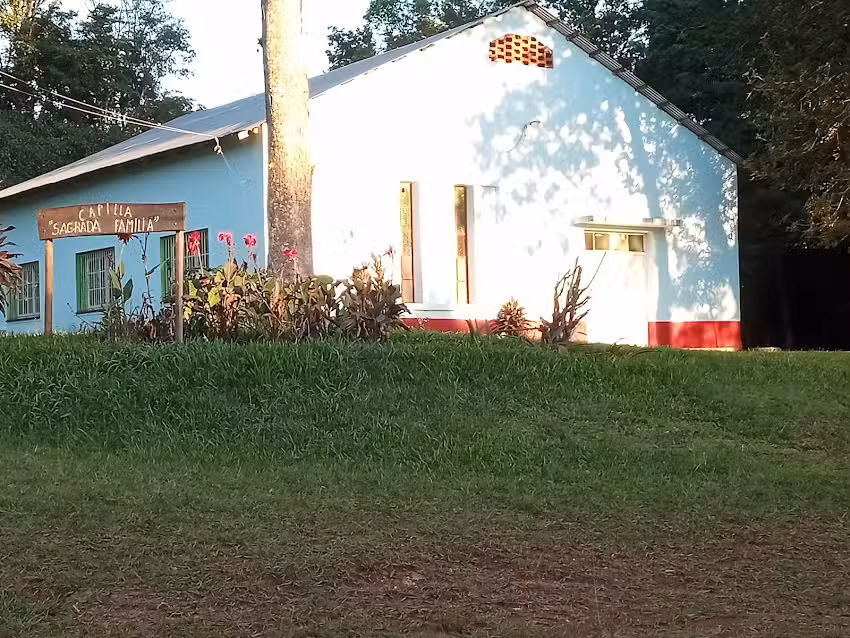 Capilla Sagrada Familia (Cat&oacute;lica)