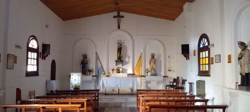 Capilla Santa teresita, La Adela.La Pampa