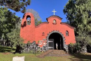 Capilla Santuario Santa Rita &ndash; Caraguatay