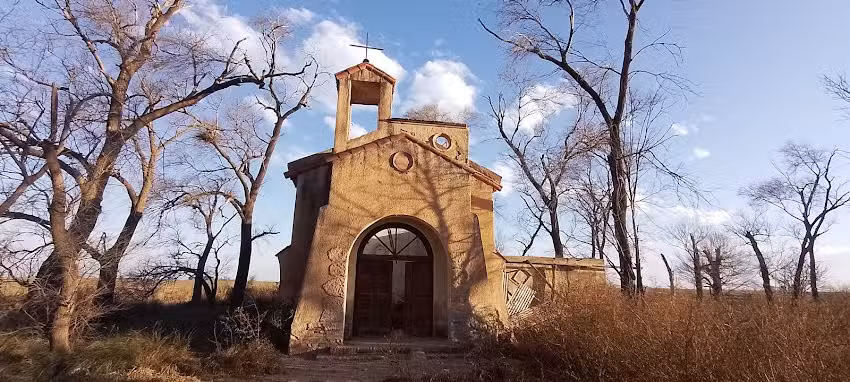 Capilla vieja Corral del Bajo