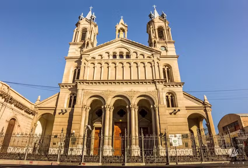 Catedral y Santuario de San Nicol&aacute;s de Bari