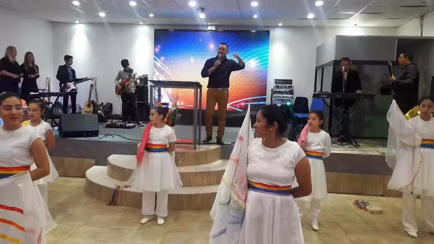 Centro Cristiano Familiar RHEMA