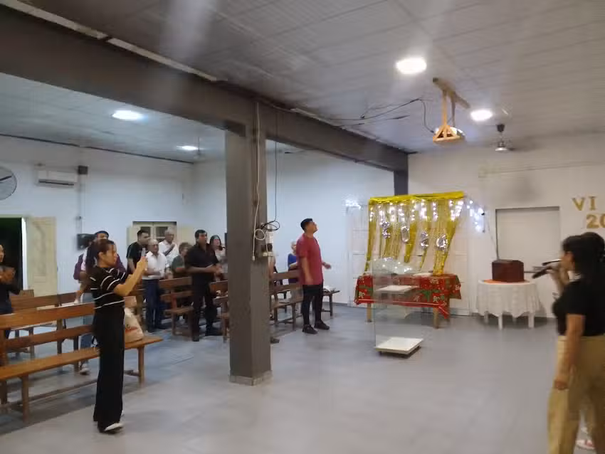 CENTRO CRISTIANO FAMILIAR RHEMA