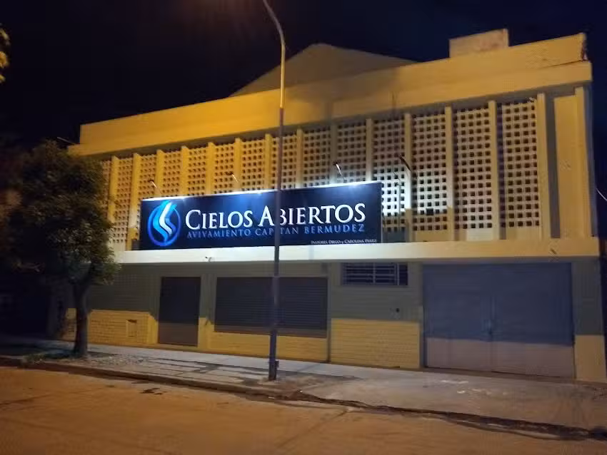 Cielos Abiertos para las Naciones