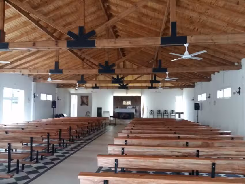 Colegio y Parroquia Nuestra Se&ntilde;ora Del Refugio