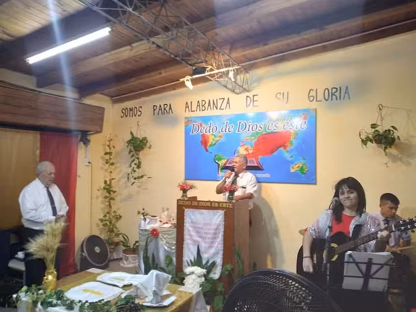 DEDO DE DIOS ES ESTE FILIAL SAN PEDRO