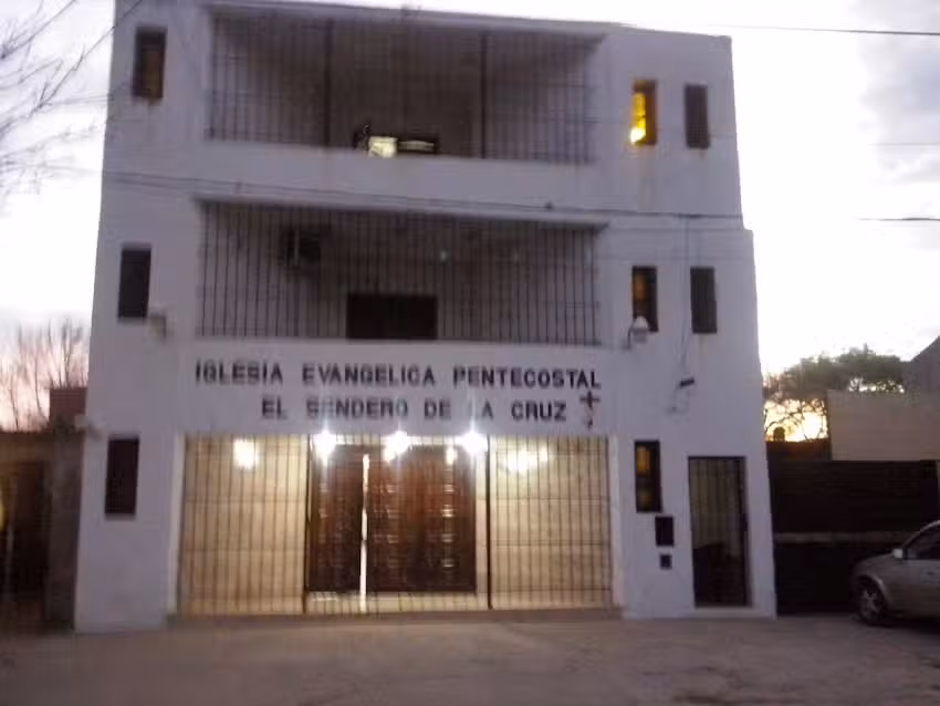 EL SENDERO DE LA CRUZ