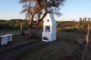 Gruta Virgen de la Medalla Milagrosa