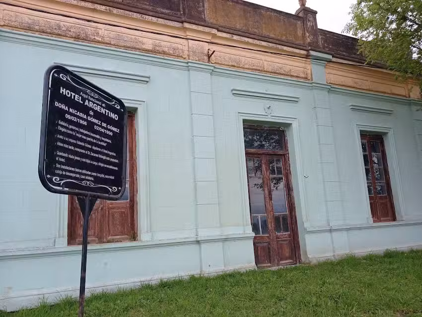 Hotel Argentino. Granjas Comunitarias Adulam