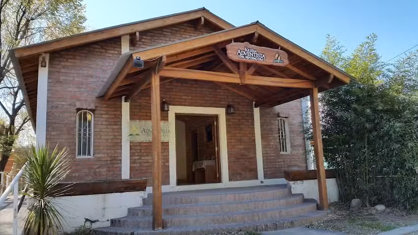 Iglesia Adventista de Mina Clavero