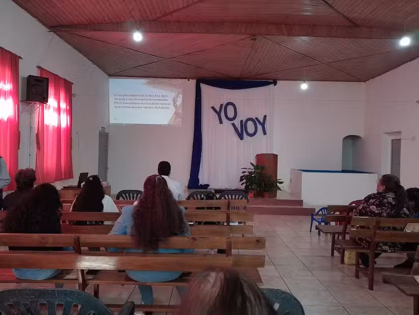 Iglesia Adventista del S&eacute;ptimo D&iacute;a &ndash; Ap&oacute;stoles