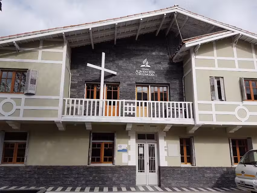 Iglesia Adventista del S&eacute;ptimo D&iacute;a &ndash; La Falda