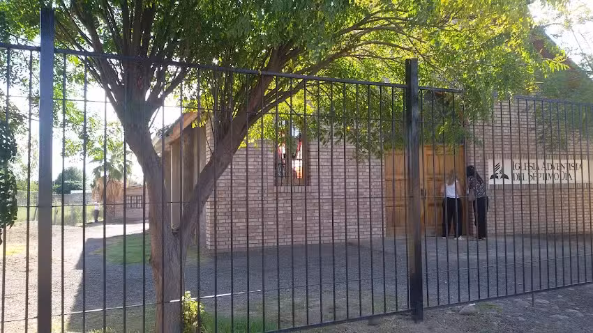 Iglesia Adventista del S&eacute;ptimo D&iacute;a &ndash; Lavalle