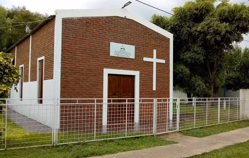 Iglesia Adventista del S&eacute;ptimo D&iacute;a &ndash; Piedras Blancas