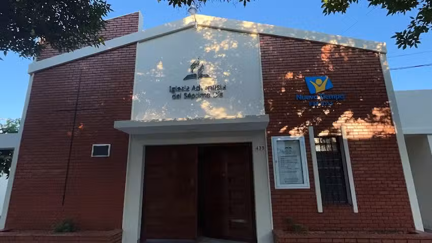 Iglesia Adventista del S&eacute;ptimo D&iacute;a &ndash; Reconquista