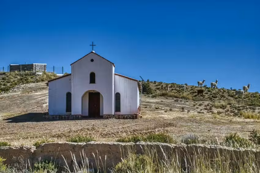 Iglesia Ap&oacute;stol San Santiago Calahoyo
