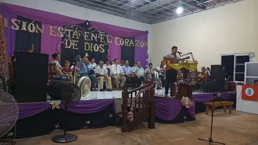 Iglesia asamblea de Dios anexo los Para&iacute;sos fichero 248