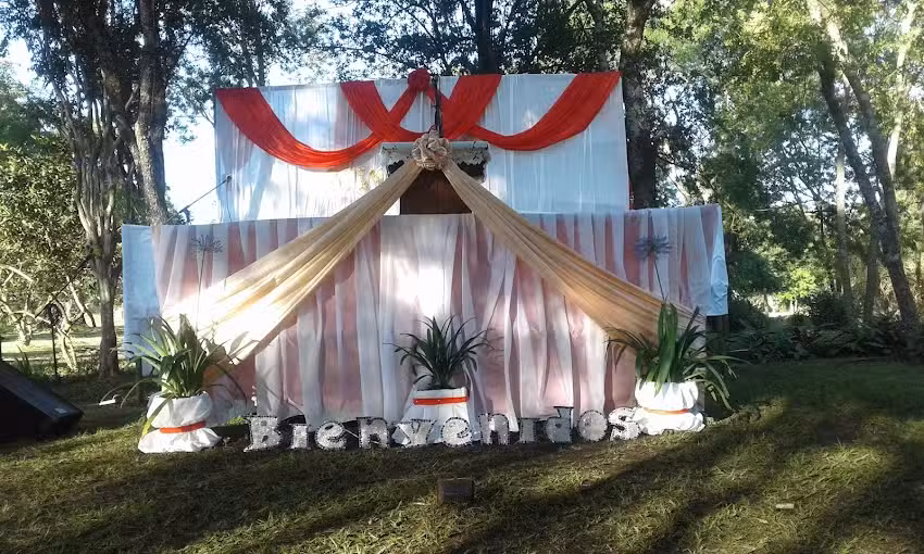 Iglesia Asamblea de Dios Cristiana.