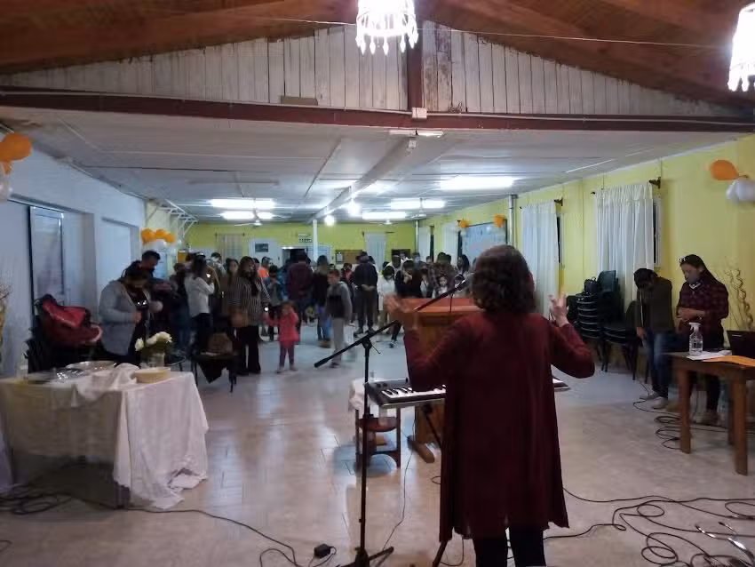 Iglesia Bautista &uml;Jes&uacute;s Es Vida&uml;