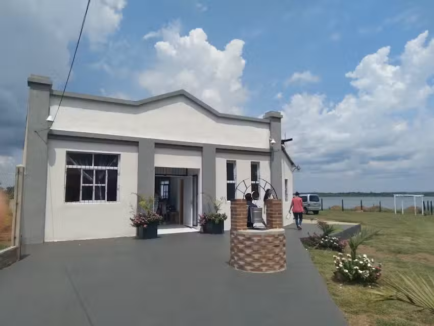 Iglesia B&iacute;blica Misionera &ldquo;Barrio El Lago&rdquo;