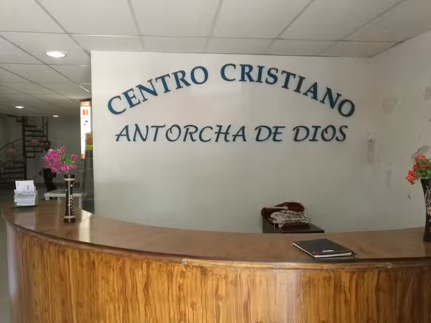 Iglesia Centro Cristiano Antorcha De Dios