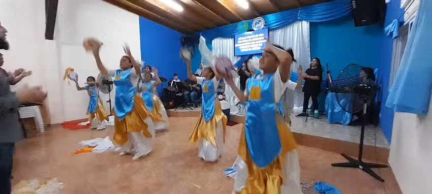 Iglesia Centro Familiar Cristiano Garupa