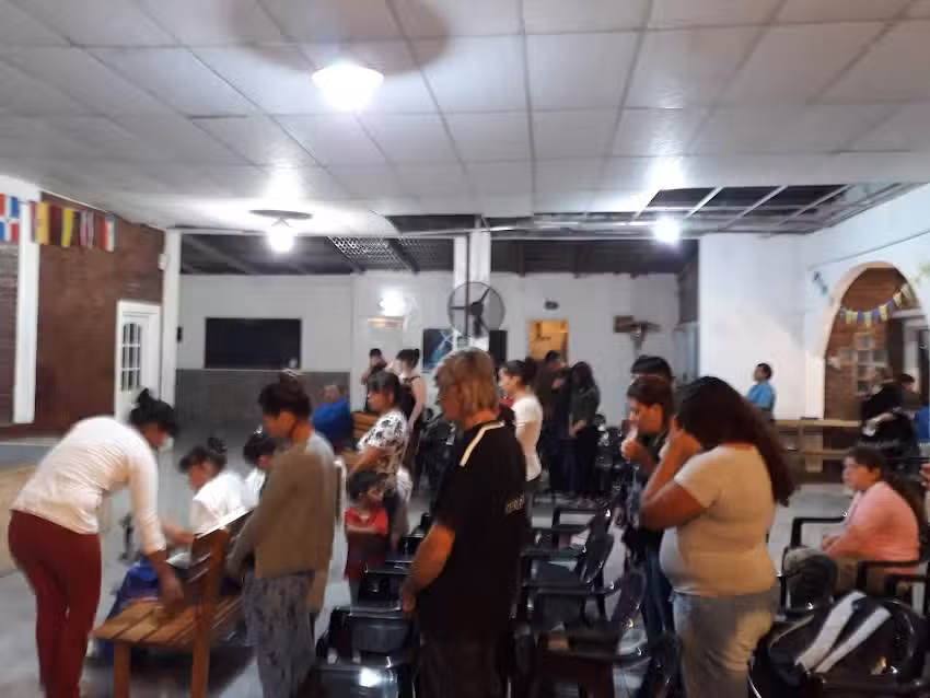 Iglesia comunitaria nuevo Refugio