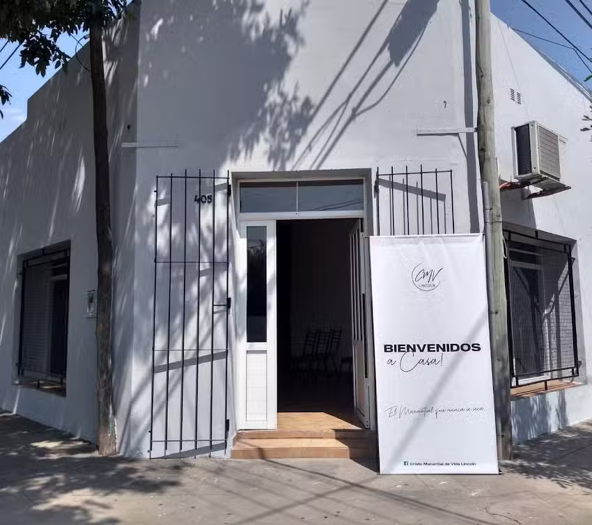 Iglesia Cristiana Cristo Manantial de Vida Lincoln