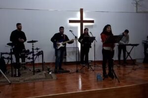 Iglesia CRISTIANA EVANGELICA CRISTO VIVE