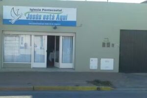Iglesia Cristiana Pentecostal : Jes&uacute;s est&aacute; Aqu&iacute; Sede Nac. Tandil