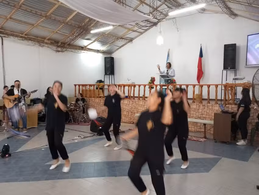 Iglesia Cristiana Templo La Hermosa ceau