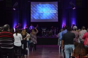 Iglesia Cristiandad Jos&eacute; C. Paz