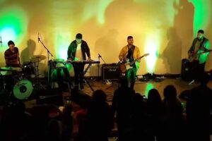 Iglesia &ldquo;Cristo Es La Respuesta&rdquo;