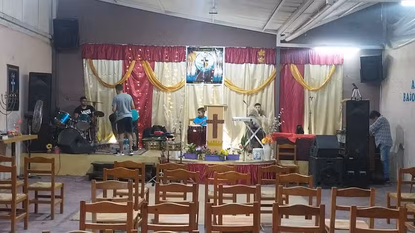 IGLESIA CRISTO FUENTE DE AGUA VIVA