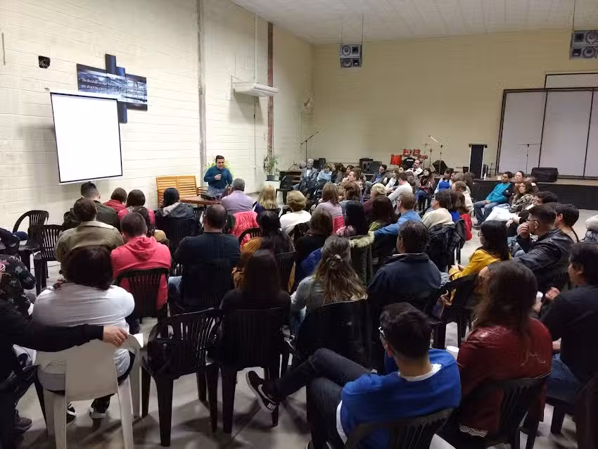 Iglesia De La Gracia &ndash; Fundacion Plan Vida