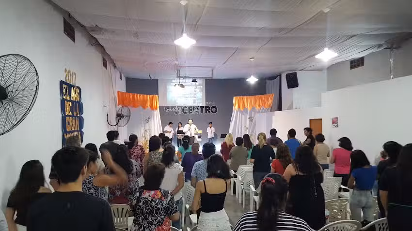 Iglesia Del Centro La Banda