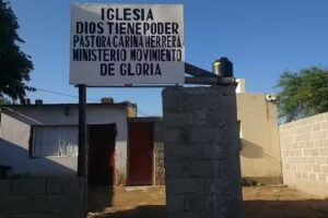Iglesia Dios tiene poder ministerio movimiento de gloria