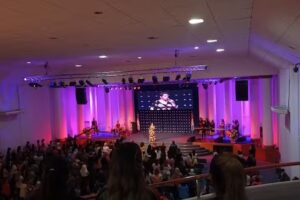 Iglesia El Redil de Cristo. Radio Fm Antorcha 101.7