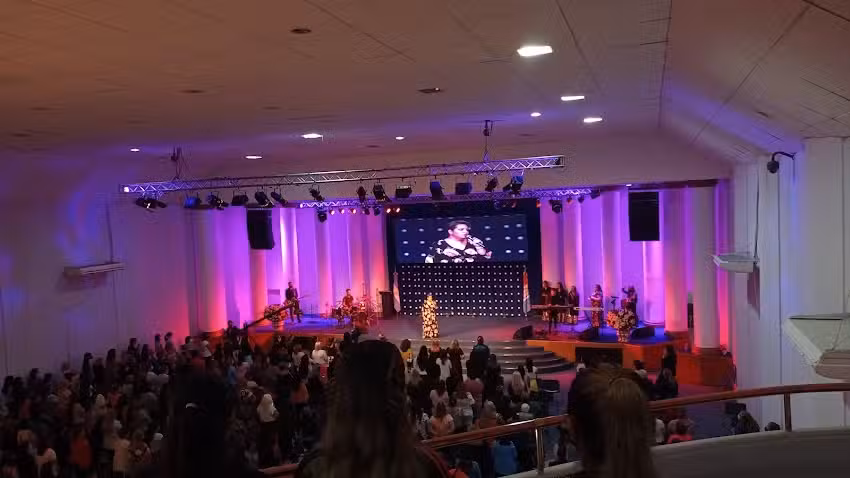 Iglesia El Redil de Cristo. Radio Fm Antorcha 101.7