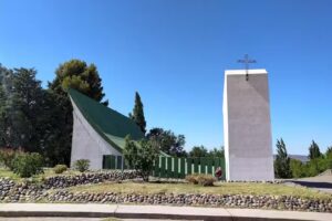 Iglesia Esp&iacute;ritu Santo De Villa El Choc&oacute;n